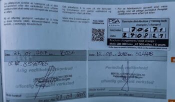 PEUGEOT 2008  | FWD (przód) | Automatyczna | 110 KM | Srebrny full