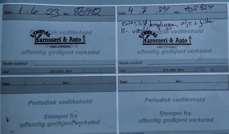 PEUGEOT 2008  | FWD (przód) | Automatyczna | 110 KM | Srebrny full