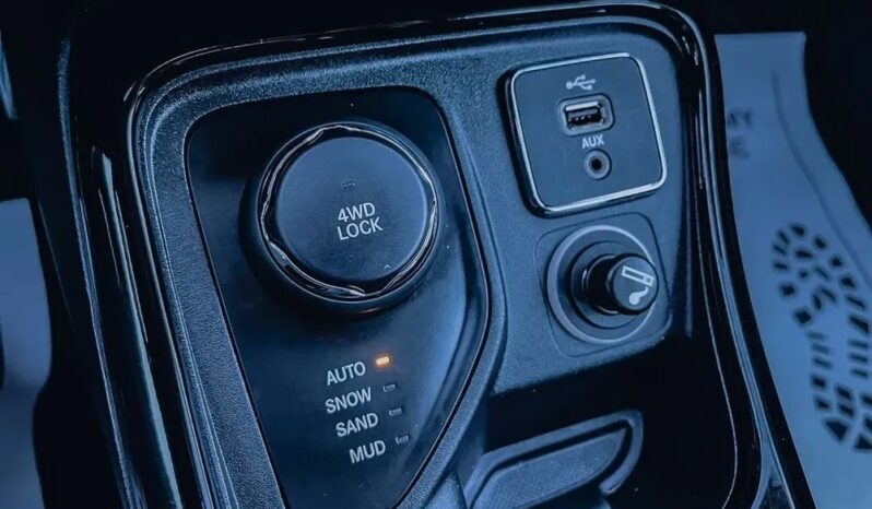 JEEP Compass  | 4×4 (stały) | Automatyczna | 140 KM | Czarny full