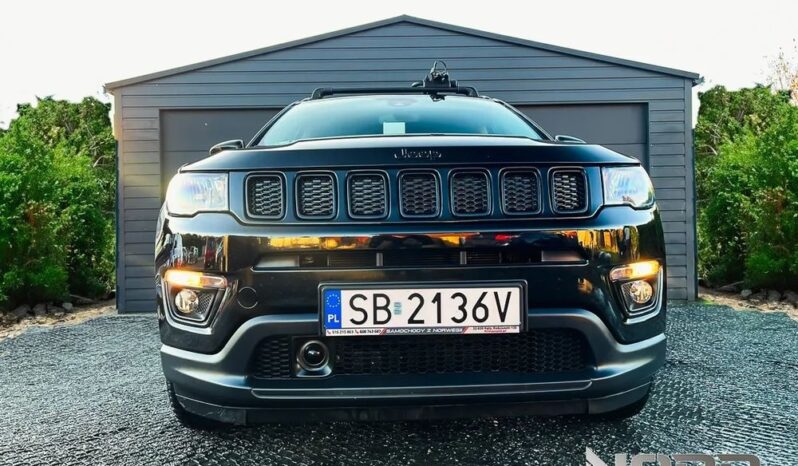 JEEP Compass  | 4×4 (stały) | Automatyczna | 140 KM | Czarny full