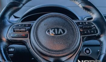 KIA Sportage  | FWD (przód) | Manualna | 132 KM | Czerwony full