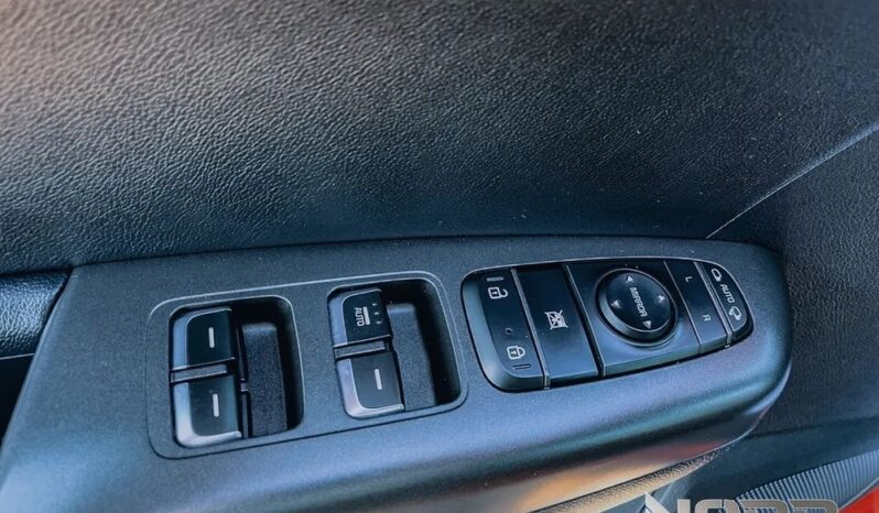 KIA Sportage  | FWD (przód) | Manualna | 132 KM | Czerwony full