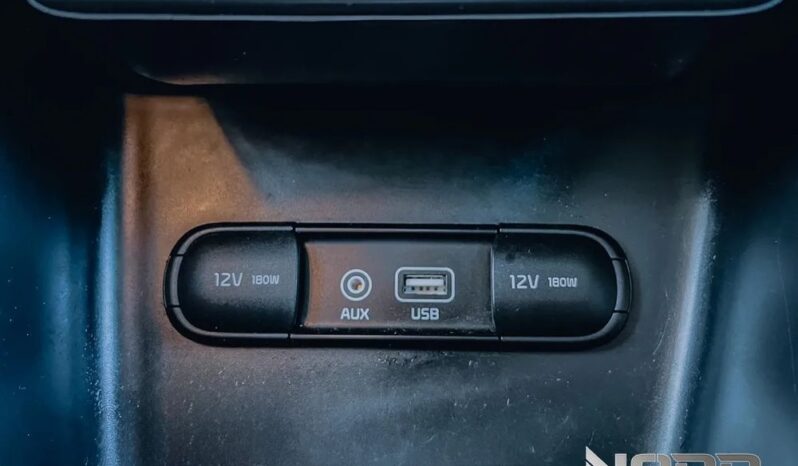 KIA Sportage  | FWD (przód) | Manualna | 132 KM | Czerwony full