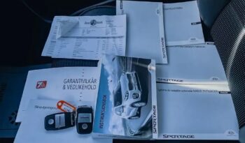 KIA Sportage  | FWD (przód) | Manualna | 132 KM | Czerwony full