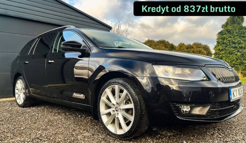 Skoda Octavia  | 4X4 (Stały) | Automatyczna | 180 Km | Czarny