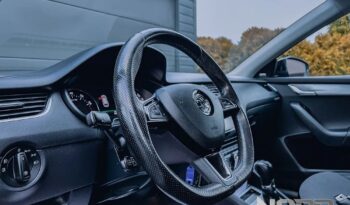 SKODA Octavia  | 4×4 (stały) | Automatyczna | 180 KM | Czarny full