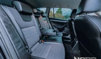 SKODA Octavia  | 4×4 (stały) | Automatyczna | 180 KM | Czarny full