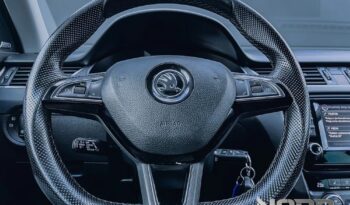 SKODA Octavia  | 4×4 (stały) | Automatyczna | 180 KM | Czarny full