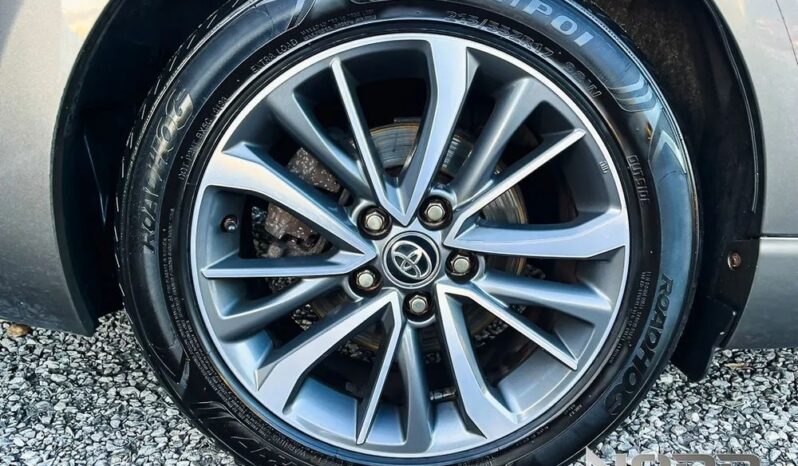 TOYOTA Avensis  | FWD (przód) | Automatyczna | 147 KM | Szary full