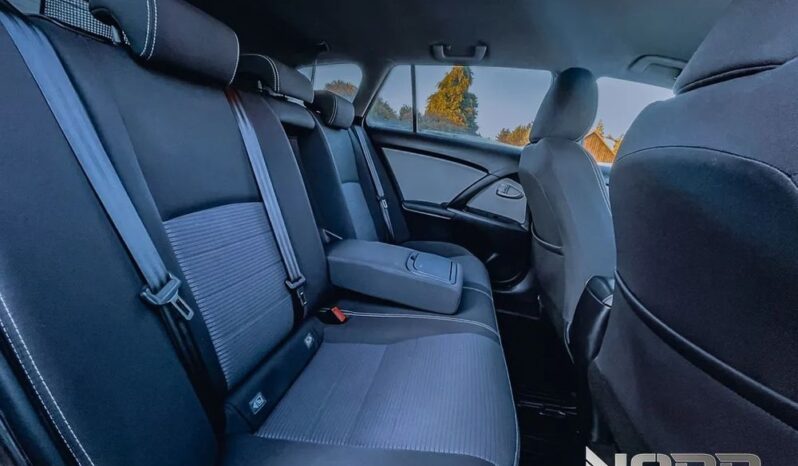 TOYOTA Avensis  | FWD (przód) | Automatyczna | 147 KM | Szary full