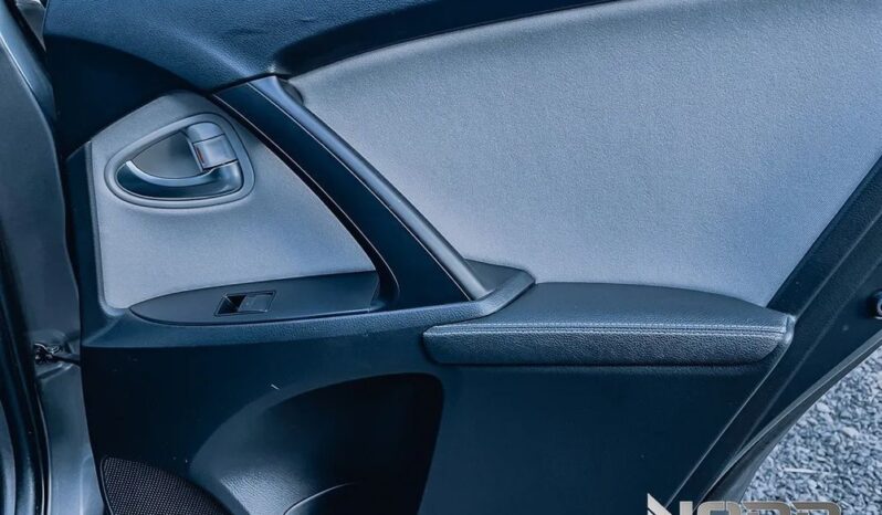 TOYOTA Avensis  | FWD (przód) | Automatyczna | 147 KM | Szary full