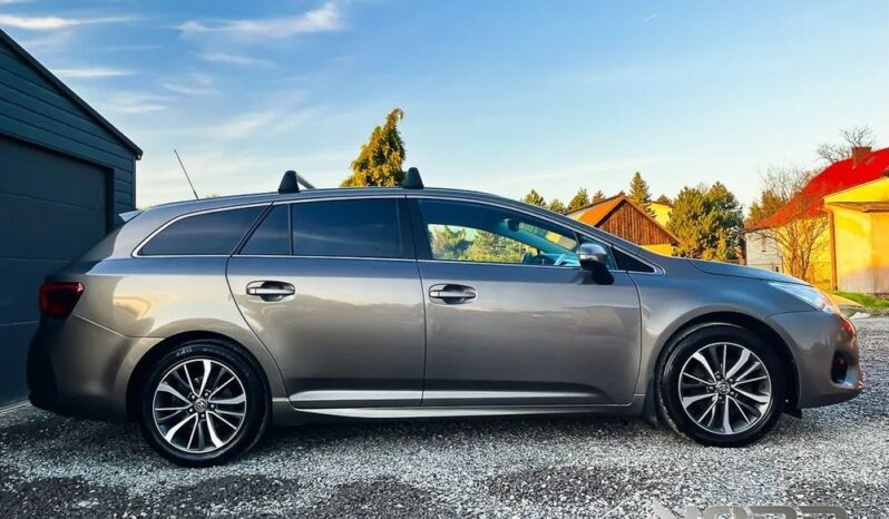 TOYOTA Avensis  | FWD (przód) | Automatyczna | 147 KM | Szary full