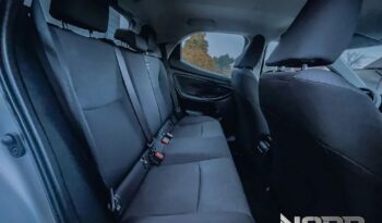 TOYOTA Yaris  | FWD (przód) | Automatyczna | 116 KM | Srebrny full