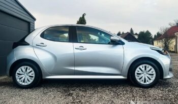 TOYOTA Yaris  | FWD (przód) | Automatyczna | 116 KM | Srebrny full