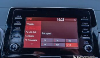 TOYOTA Yaris  | FWD (przód) | Automatyczna | 116 KM | Srebrny full