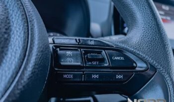 TOYOTA Yaris  | FWD (przód) | Automatyczna | 116 KM | Srebrny full