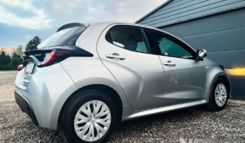 TOYOTA Yaris  | FWD (przód) | Automatyczna | 116 KM | Srebrny full