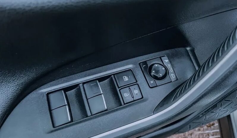 TOYOTA RAV4  | FWD (przód) | Automatyczna | 218 KM | Biały full