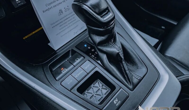 TOYOTA RAV4  | FWD (przód) | Automatyczna | 218 KM | Biały full