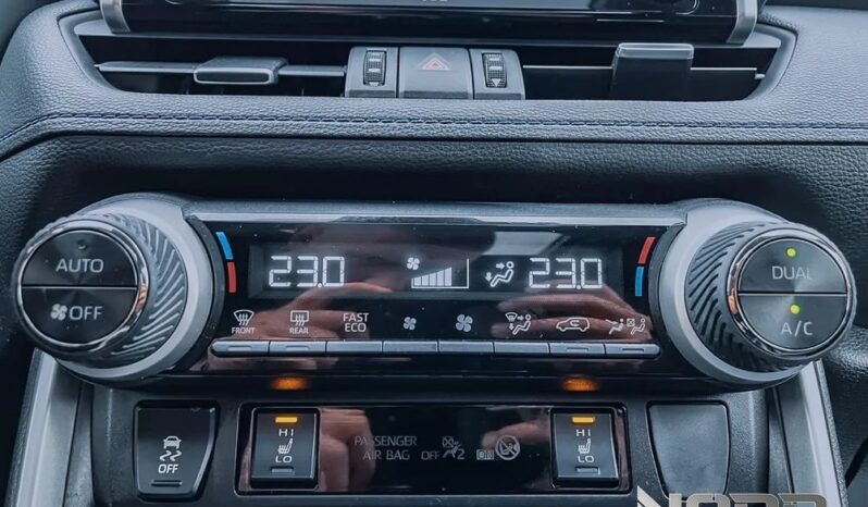 TOYOTA RAV4  | FWD (przód) | Automatyczna | 218 KM | Biały full