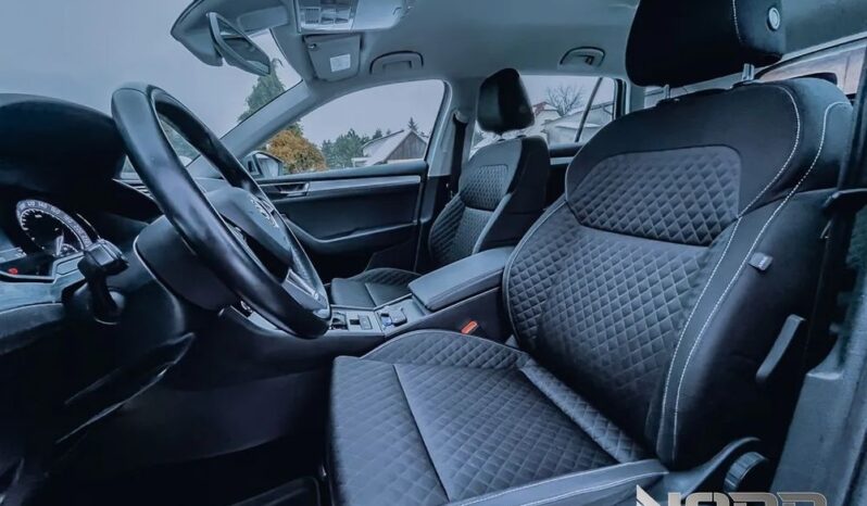 SKODA Superb  | FWD (przód) | Automatyczna | 190 KM | Szary full