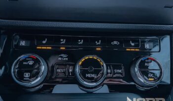 SKODA Superb  | FWD (przód) | Automatyczna | 190 KM | Szary full