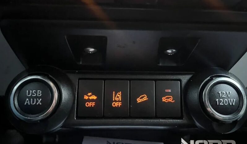 SUZUKI Ignis  | 4×4 (stały) | Manualna | 90 KM | Czerwony full