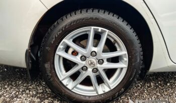 TOYOTA Auris  | FWD (przód) | Automatyczna | 136 KM | Srebrny full