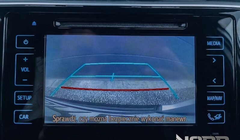 TOYOTA Auris  | FWD (przód) | Automatyczna | 136 KM | Srebrny full