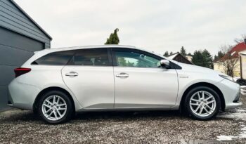 TOYOTA Auris  | FWD (przód) | Automatyczna | 136 KM | Srebrny full