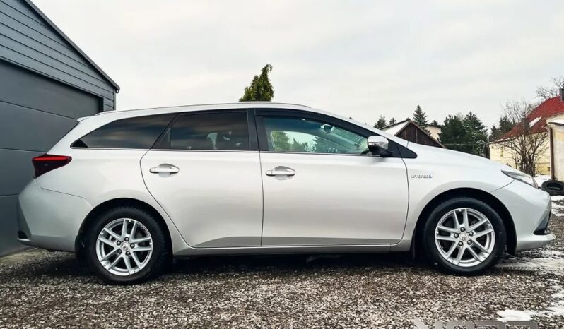TOYOTA Auris  | FWD (przód) | Automatyczna | 136 KM | Srebrny full