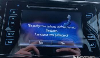 TOYOTA Auris  | FWD (przód) | Automatyczna | 136 KM | Srebrny full