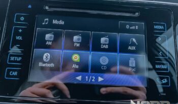 TOYOTA Auris  | FWD (przód) | Automatyczna | 136 KM | Srebrny full