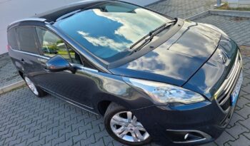 PEUGEOT 5008  | FWD (przód) | Manualna | 115 KM | Granatowy full