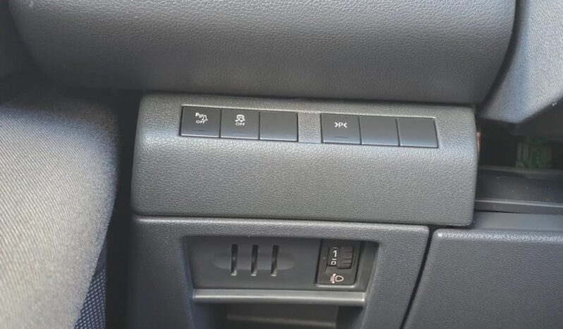 PEUGEOT 5008  | FWD (przód) | Manualna | 115 KM | Granatowy full