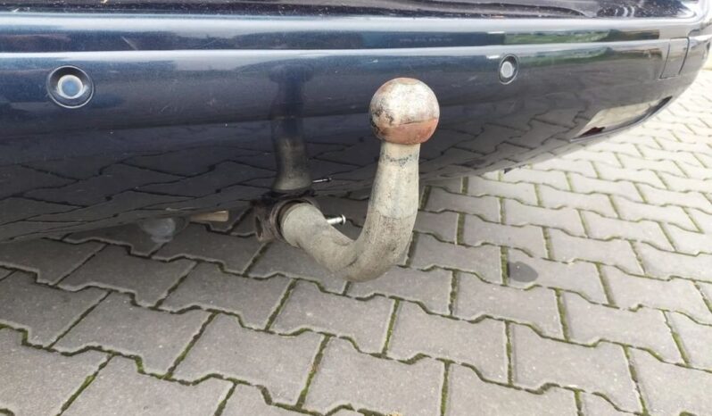 PEUGEOT 5008  | FWD (przód) | Manualna | 115 KM | Granatowy full