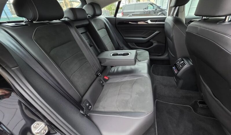 VOLKSWAGEN Arteon  | FWD (przód) | Automatyczna | 150 KM | Czarny full