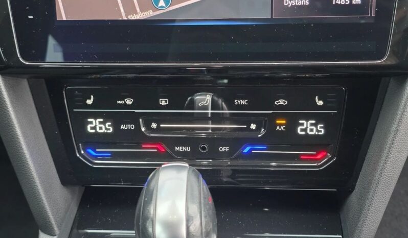 VOLKSWAGEN Arteon  | FWD (przód) | Automatyczna | 150 KM | Czarny full