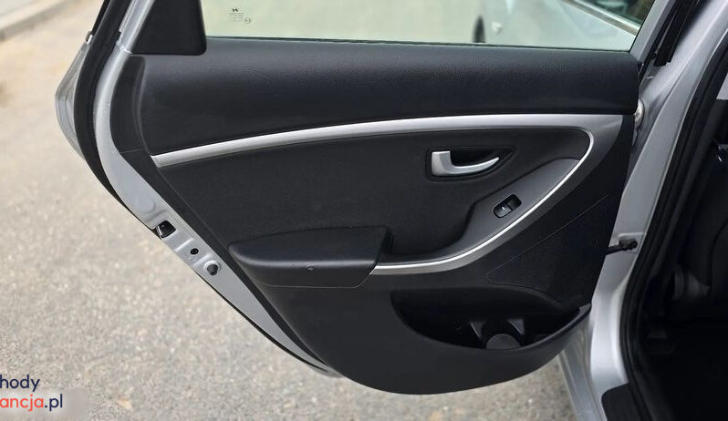 HYUNDAI I30  | FWD (przód) | Manualna | 100 KM | Szary full