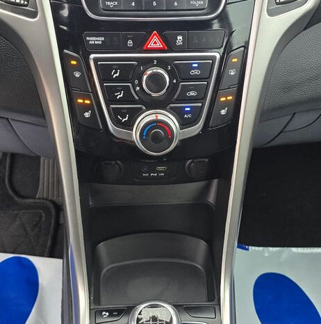 HYUNDAI I30  | FWD (przód) | Manualna | 100 KM | Szary full