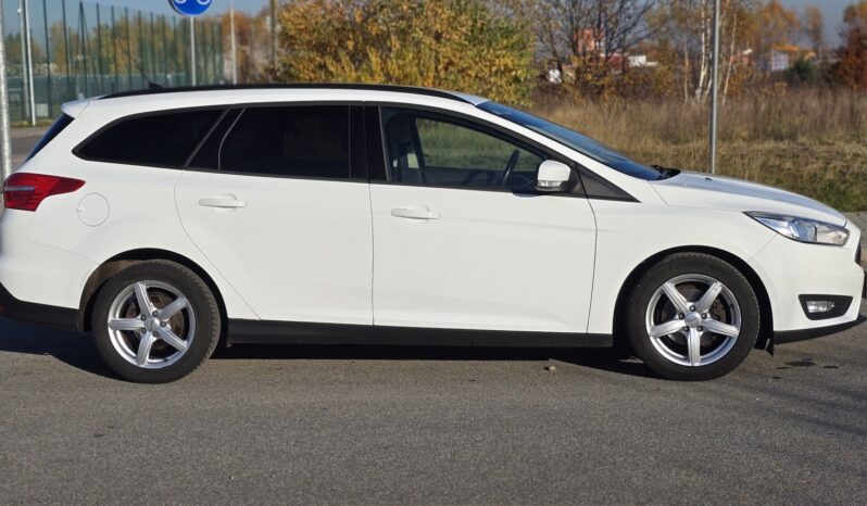 FORD Focus  | FWD (przód) | Manualna | 120 KM | Biały full