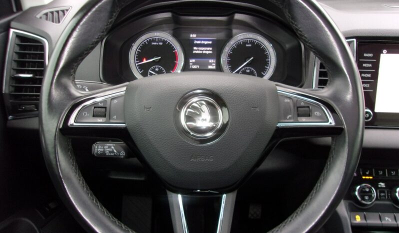 SKODA Karoq | FWD (przód) | Manualna | 150 KM | bialy full