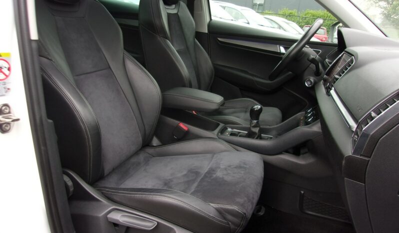 SKODA Karoq | FWD (przód) | Manualna | 150 KM | bialy full