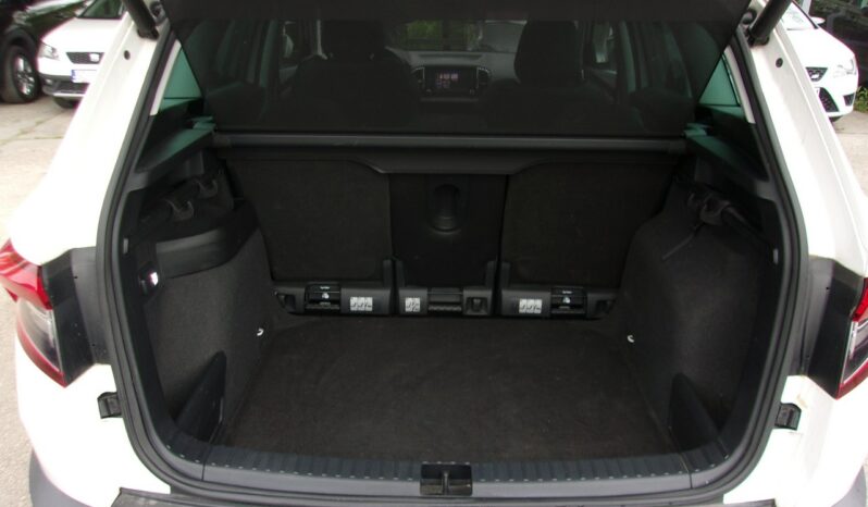 SKODA Karoq | FWD (przód) | Manualna | 150 KM | bialy full