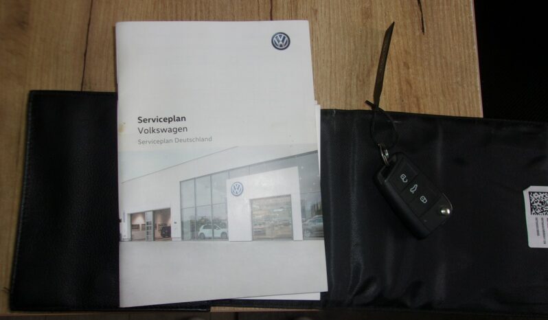 VOLKSWAGEN Golf Sportsvan  | RWD (tył) | Manualna | 110 KM | Szary full