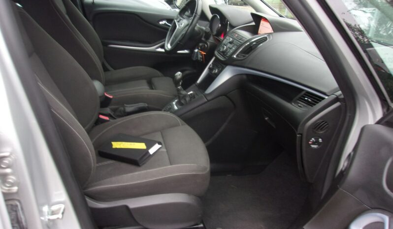 OPEL Zafira  | FWD (przód) | Manualna | 120 KM | Srebrny full