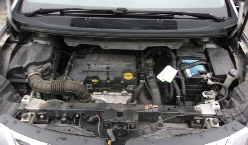 OPEL Zafira  | FWD (przód) | Manualna | 120 KM | Srebrny full