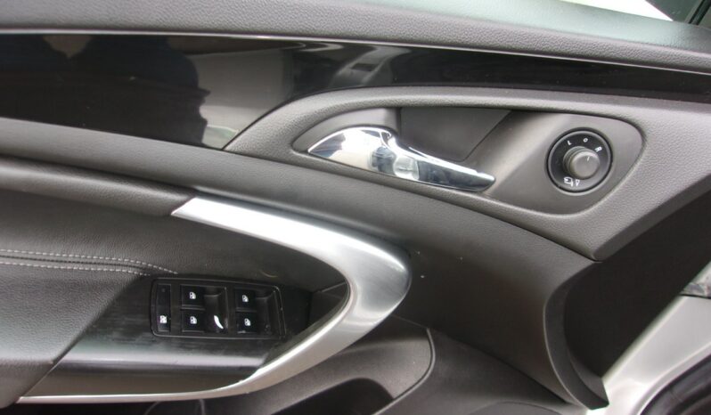 OPEL Insignia  | FWD (przód) | Manualna | 180 KM | Srebrny full