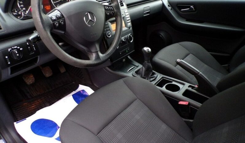 MERCEDES-BENZ Klasa A | FWD (przód) | Manualna | 115 KM | Czarny full