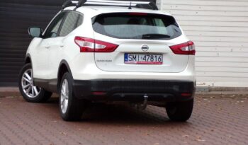 NISSAN Qashqai  | 4×4 (doł. ręcznie) | Manualna | 131 KM | Biały full
